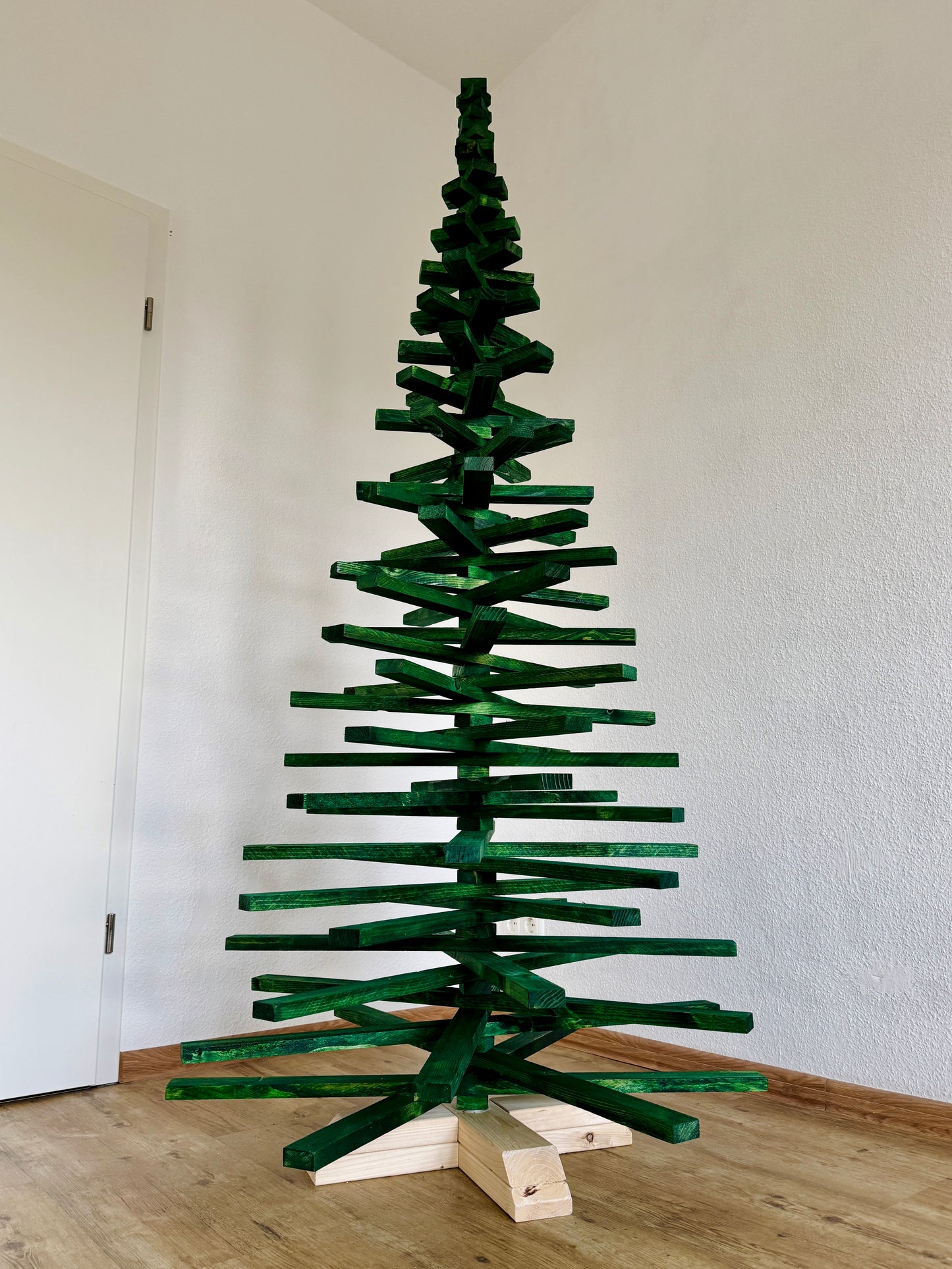 Filton Classic - Holz Rustikal - Nachhaltiger Weihnachtsbaum