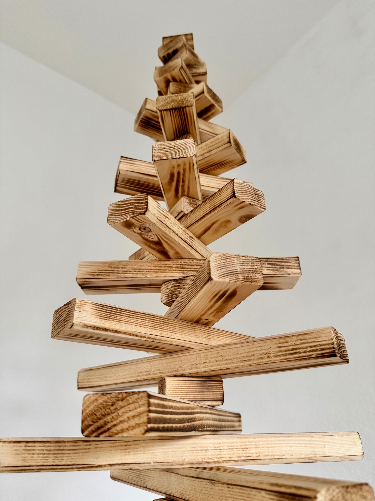 Balbo - Holz Modern - Nachhaltiger Weihnachtsbaum