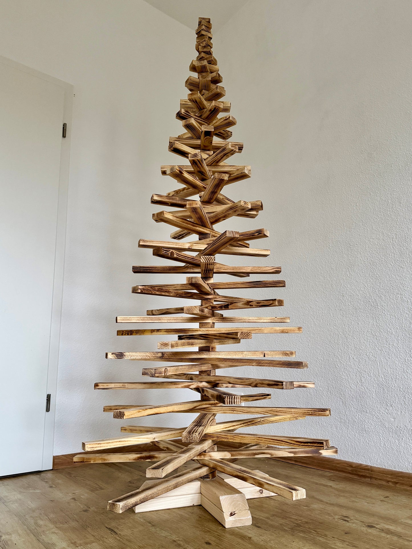 Guilfi Classic - Holz Rustikal - Nachhaltiger Weihnachtsbaum
