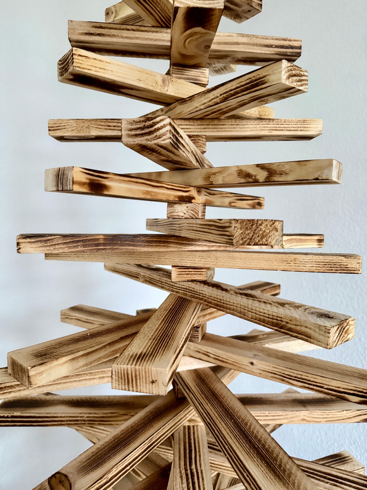 Guilfi - Holz Rustikal - Nachhaltiger Weihnachtsbaum