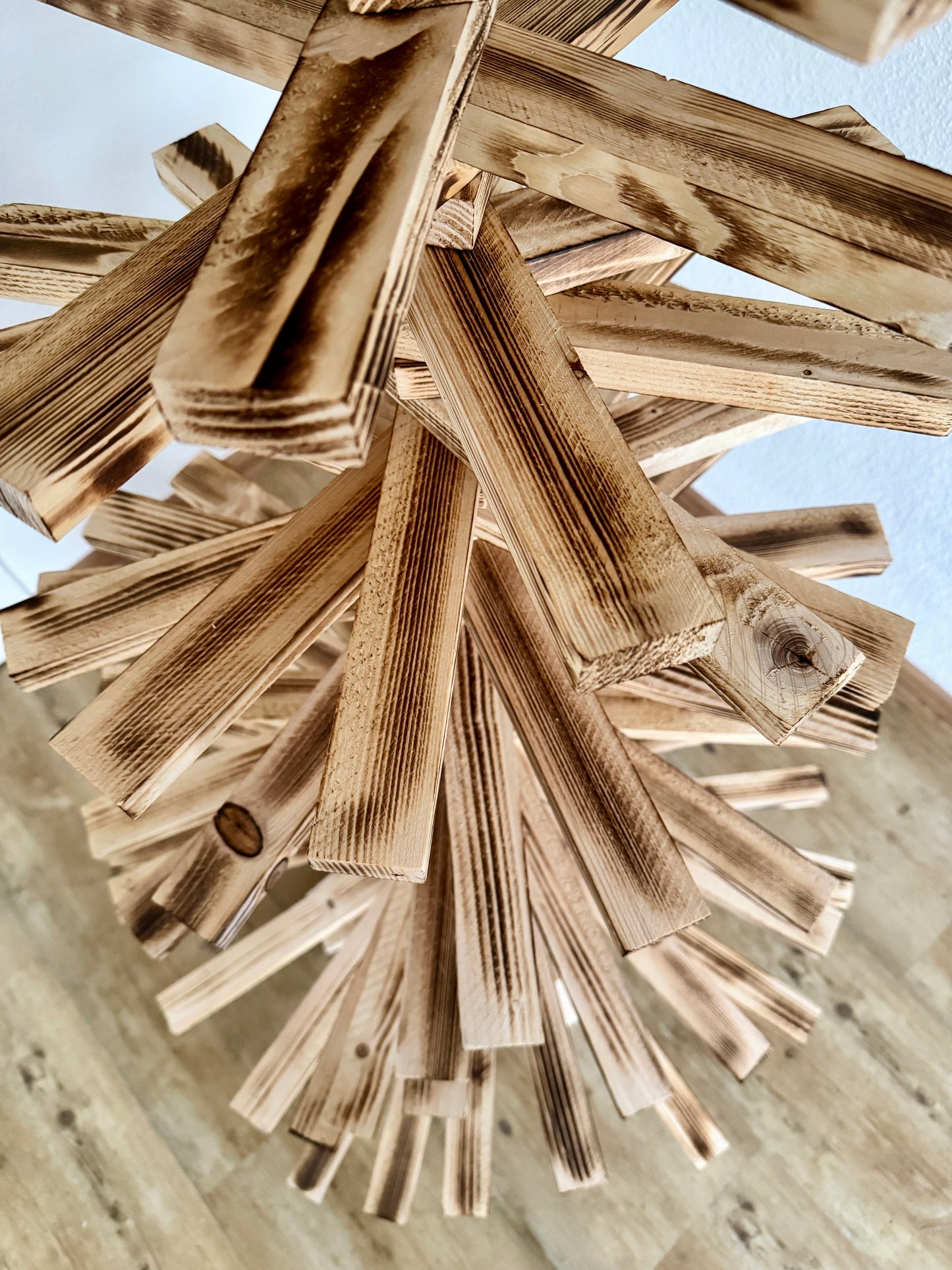 Guilfi - Holz Rustikal - Nachhaltiger Weihnachtsbaum